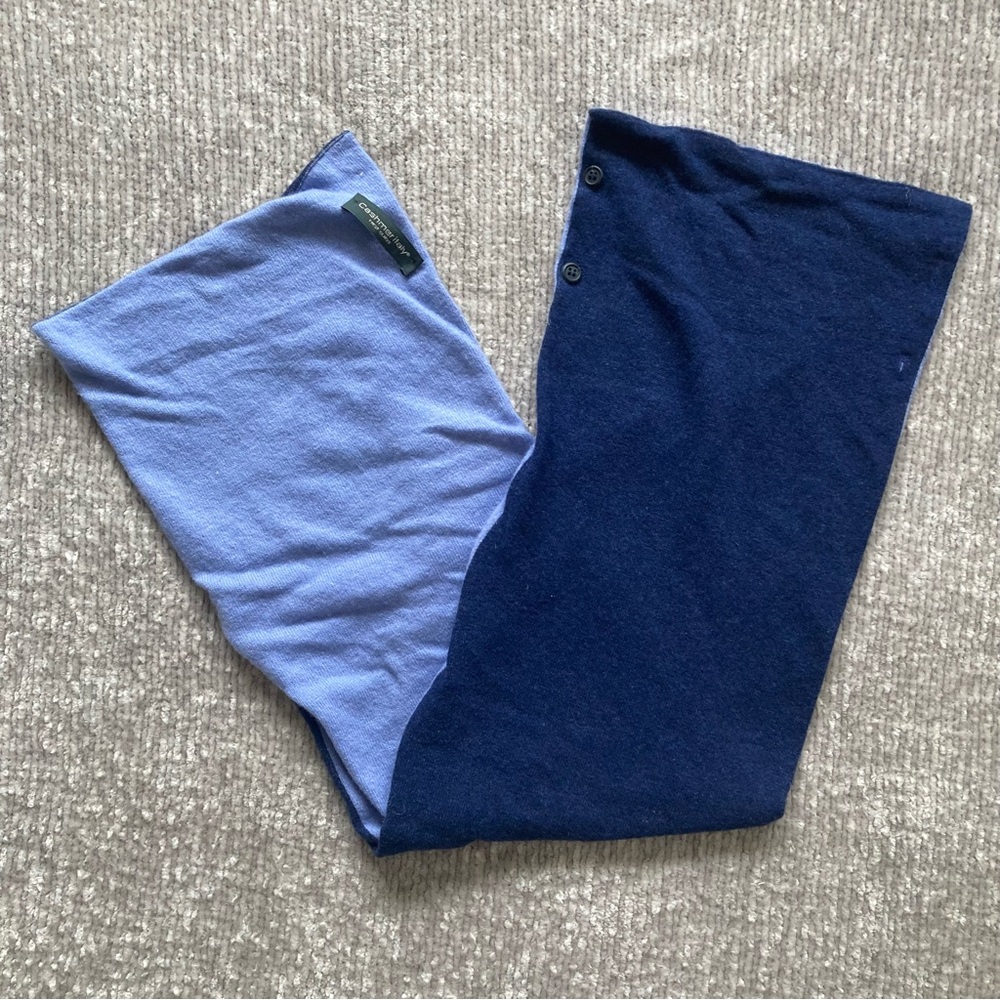 CashmerItaly Reversible Cashmere Blend Buttoned Scarf Navy Blue & Periwinkle